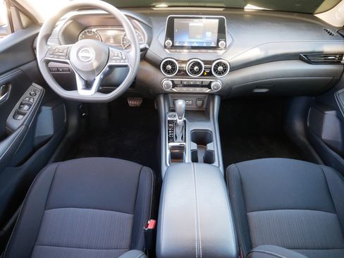 Certified 2025 Nissan Sentra SV image 10