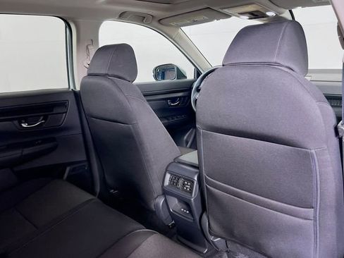 Certified 2025 Honda CR-V EX image 8