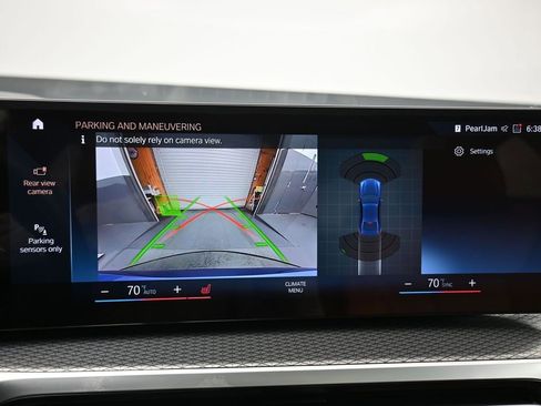 Used 2023 BMW 330i xDrive Sedan w/ M Sport Package image 21