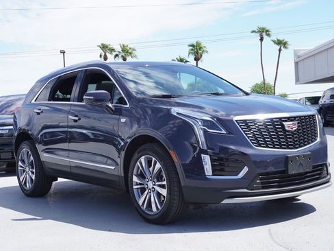 Used 2025 Cadillac XT5 Premium Luxury image 4