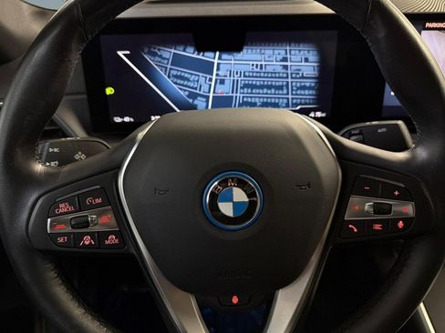 Used 2023 BMW i4 eDrive35 RWD image 10