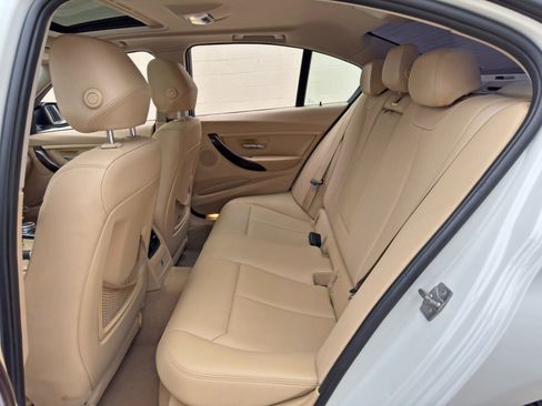 Used 2014 BMW 328d Sedan RWD image 36