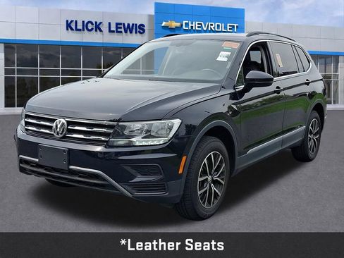 Used 2021 Volkswagen Tiguan SE AWD/4WD image 3