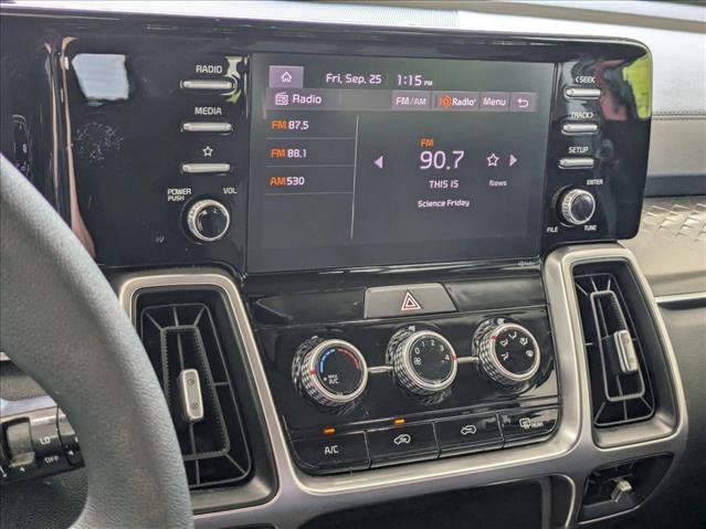 Used 2023 Kia Sorento LX FWD image 11