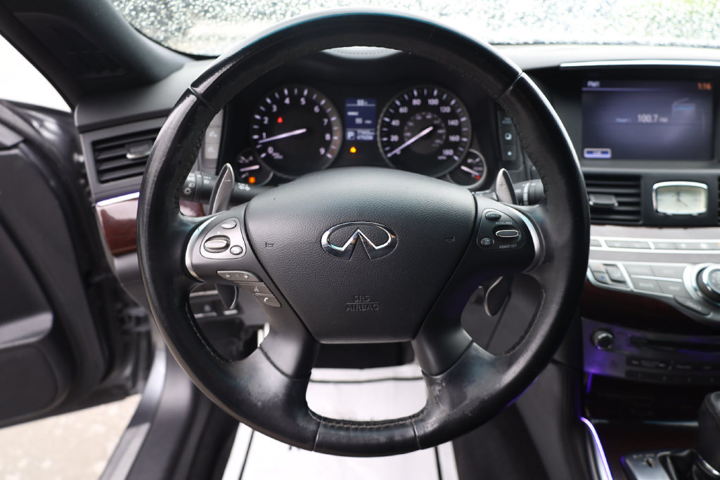 Used 2016 INFINITI Q70 3.7 w/ Sport Package AWD/4WD image 13