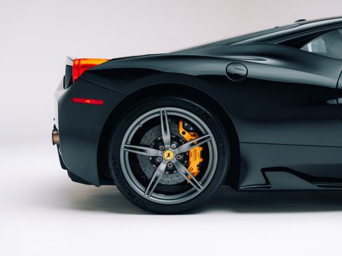 Used 2015 Ferrari 458 Speciale Coupe image 15