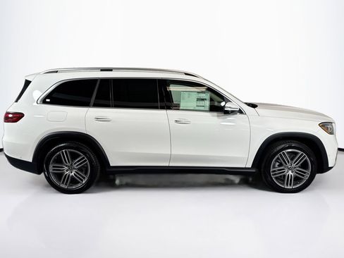 New 2026 Mercedes-Benz GLS 450 4MATIC image 4