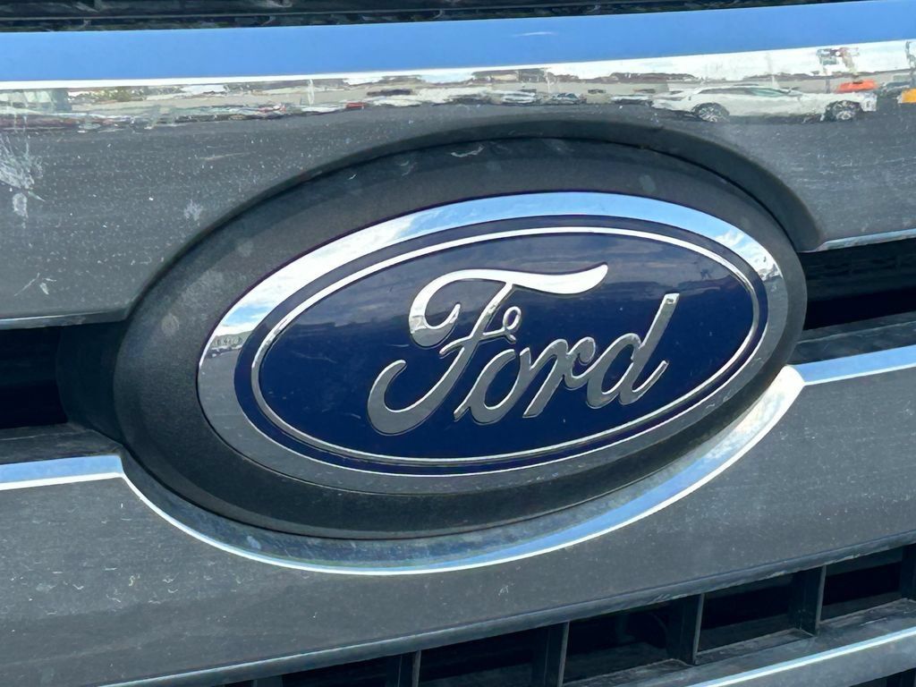 Used 2018 Ford F150 XLT AWD/4WD image 10