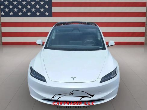 Used 2025 Tesla Model 3 RWD image 10
