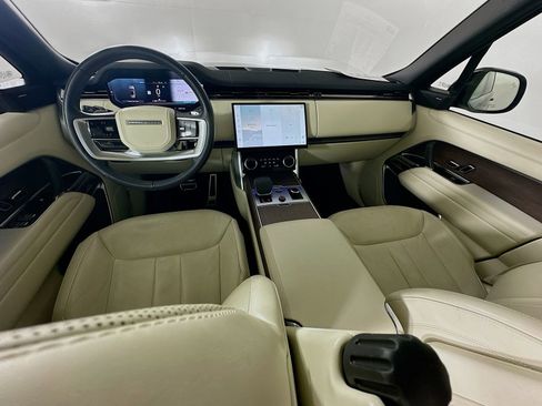 Used 2023 Land Rover Range Rover Long Wheelbase SE AWD/4WD image 14