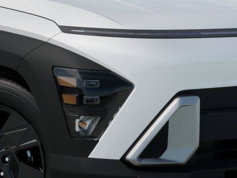 New 2027 Hyundai Kona SEL Sport FWD image 9