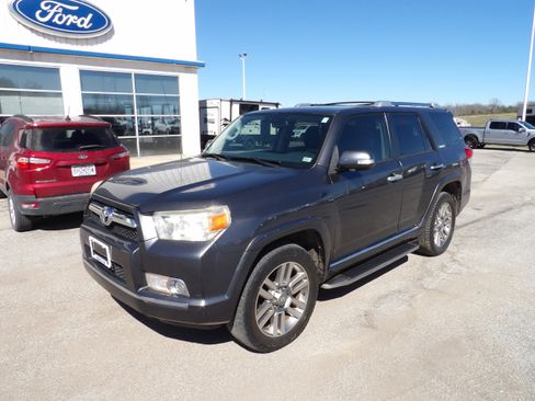 Used 2012 Toyota 4Runner Limited AWD/4WD image 2