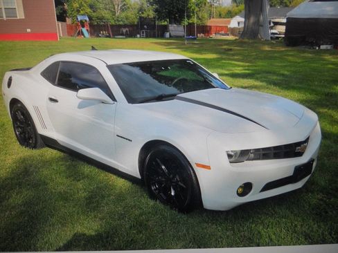 Used 2013 Chevrolet Camaro LS RWD image 14