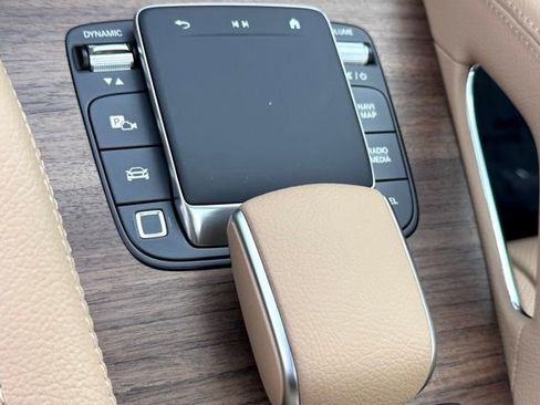 New 2026 Mercedes-Benz GLE 450e 4MATIC image 19