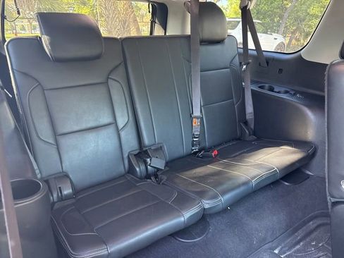 Used 2020 GMC Yukon XL Denali w/ Enhanced Security Package image 8