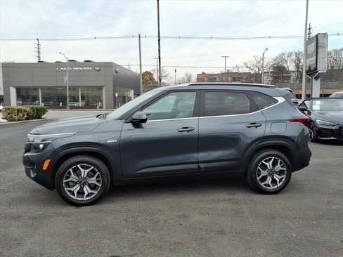 Used 2021 Kia Seltos EX image 8