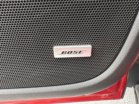 Used 2023 GMC Terrain SLT w/ Infotainment Package II AWD/4WD image 31