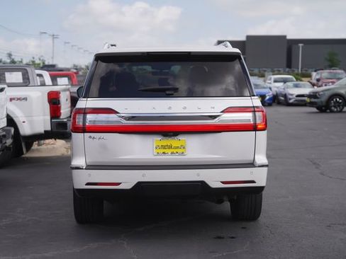 Used 2019 Lincoln Navigator L Reserve image 7