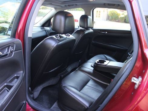 Used 2008 Chevrolet Impala LTZ image 15
