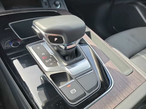 Certified 2023 Audi Q5 2.0T Premium w/ Convenience Package AWD/4WD image 29