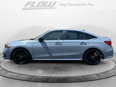 Used 2022 Honda Civic Sport image 5