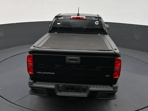 Used 2022 Chevrolet Colorado LT RWD image 14