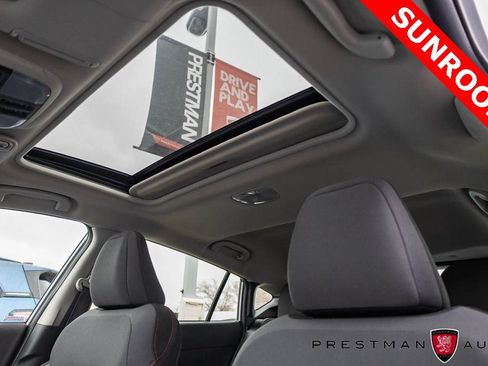 Used 2024 Subaru Impreza 2.0i Sport image 8