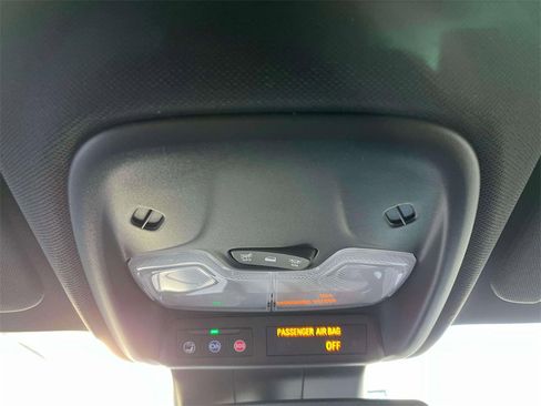 New 2026 GMC Canyon Elevation w/ Convenience Package image 28