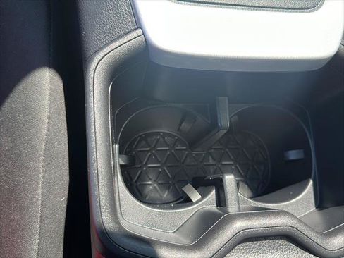 Certified 2025 Toyota RAV4 LE AWD/4WD image 20
