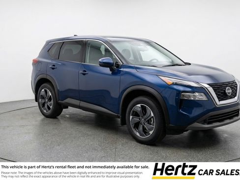 Used 2025 Nissan Rogue SV AWD/4WD image 1