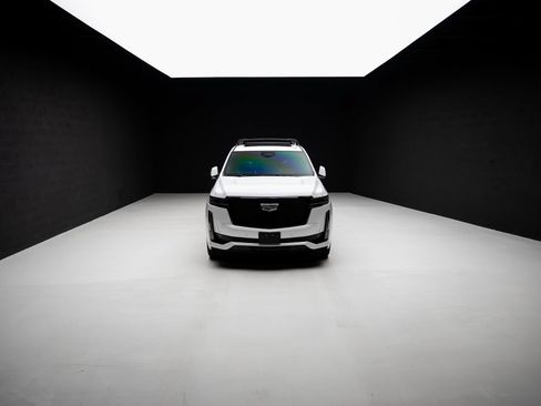 Used 2023 Cadillac Escalade Sport Platinum w/ LPO, ONYX Package AWD/4WD image 90