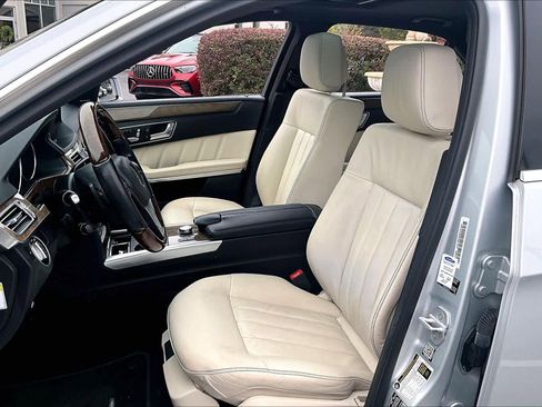 Used 2014 Mercedes-Benz E 350 Sedan image 7