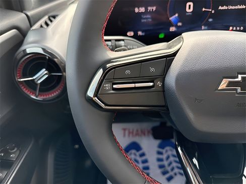 New 2025 Chevrolet Equinox EV RS image 33