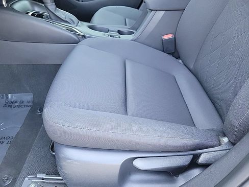 Used 2024 Toyota Corolla LE FWD image 12