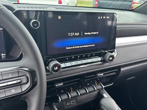 New 2026 Chevrolet Colorado LT image 19