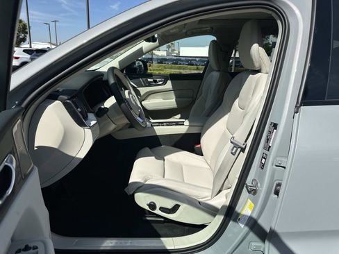 New 2026 Volvo XC60 B5 Ultra w/ Climate Package image 13