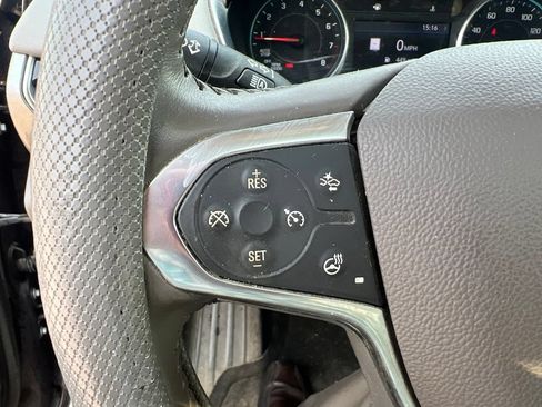 Used 2020 Chevrolet Traverse LT w/ LT Premium Package AWD/4WD image 23