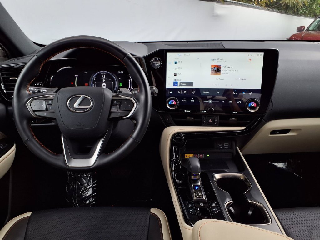 Used 2024 Lexus NX 450h+ AWD w/ Vision Package image 31