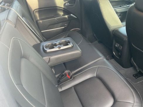Used 2021 Chevrolet Colorado LT w/ Luxury Package image 31