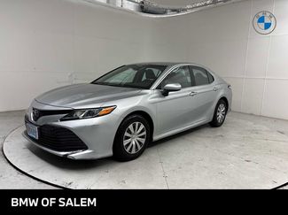 Used 2018 Toyota Camry FWD video 1
