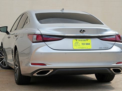 Used 2024 Lexus ES 350 w/ Premium Package FWD image 6