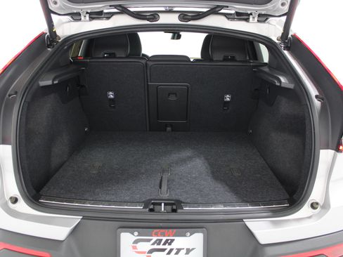 Used 2023 Volvo C40 P8 Recharge Ultimate AWD/4WD image 19