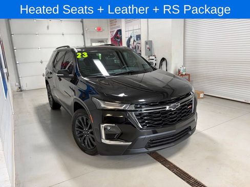 Used 2023 Chevrolet Traverse RS w/ LPO, Floor Liner Package AWD/4WD image 2