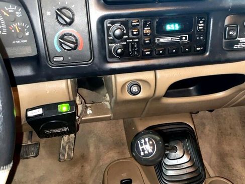 Used 1998 Dodge Ram 2500 Truck 2WD Quad Cab image 13