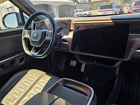Used 2023 Rivian R1S Adventure Quad AWD/4WD image 11