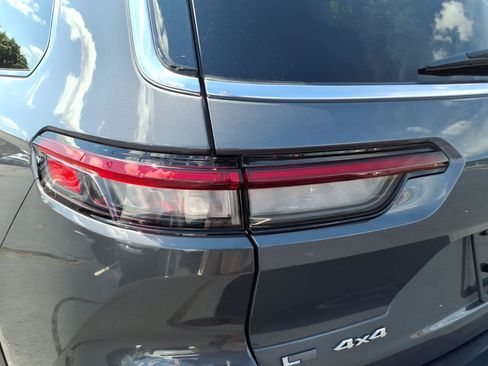 Certified 2021 Jeep Grand Cherokee L Limited AWD/4WD image 14