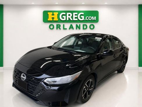 Used 2025 Nissan Sentra SV w/ All-Weather Package FWD image 4