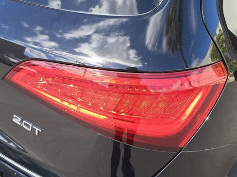 Used 2017 Audi Q5 2.0T Premium image 38