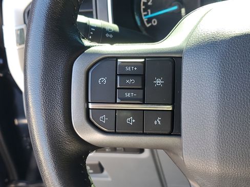 Used 2022 Ford F150 XLT w/ Equipment Group 302A High image 29