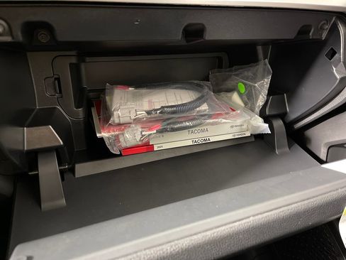 Certified 2025 Toyota Tacoma TRD Off-Road w/ TRD Off Road Premium Package image 25